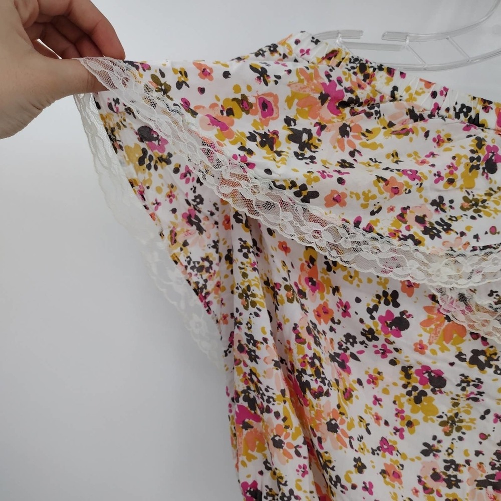 Top - Picture 3 of 9